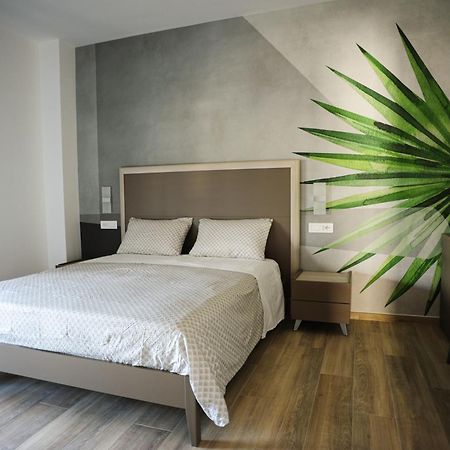 B&B Del Parco โกเซนซา ภายนอก รูปภาพ
