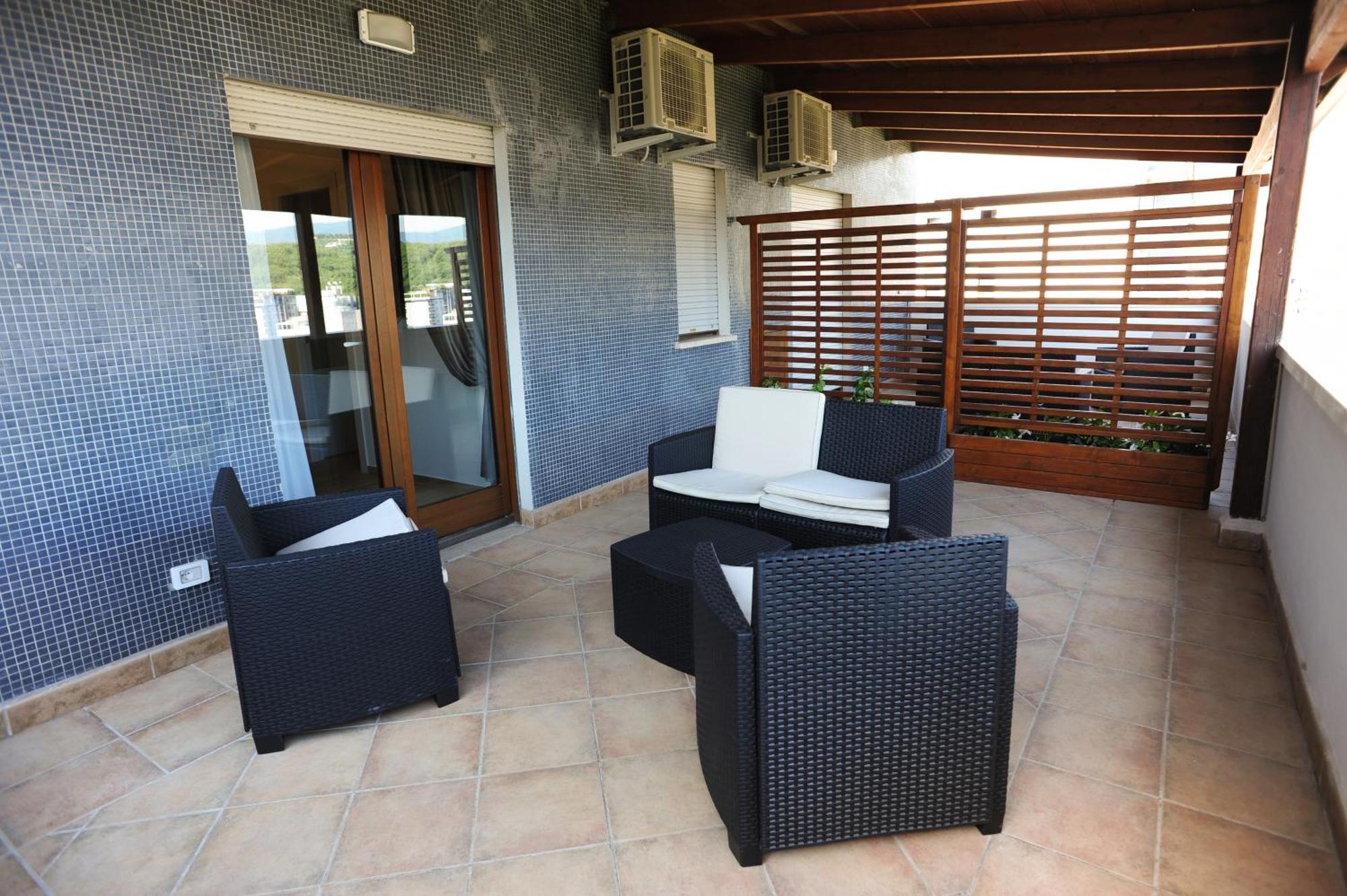 B&B Del Parco โกเซนซา ภายนอก รูปภาพ
